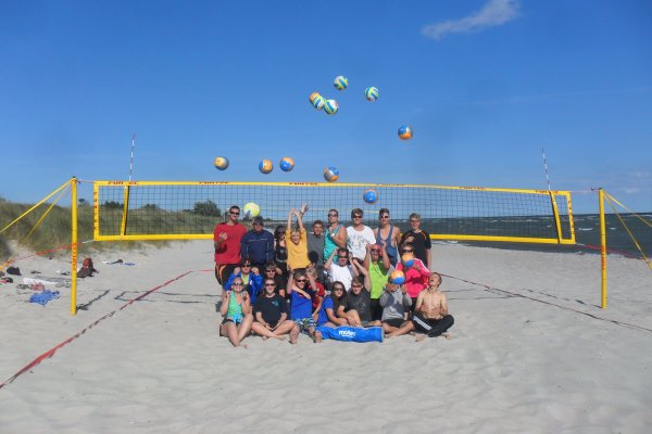 Viel Spaß beim Ostsee-Beachvolleyballcamp (Foto: )